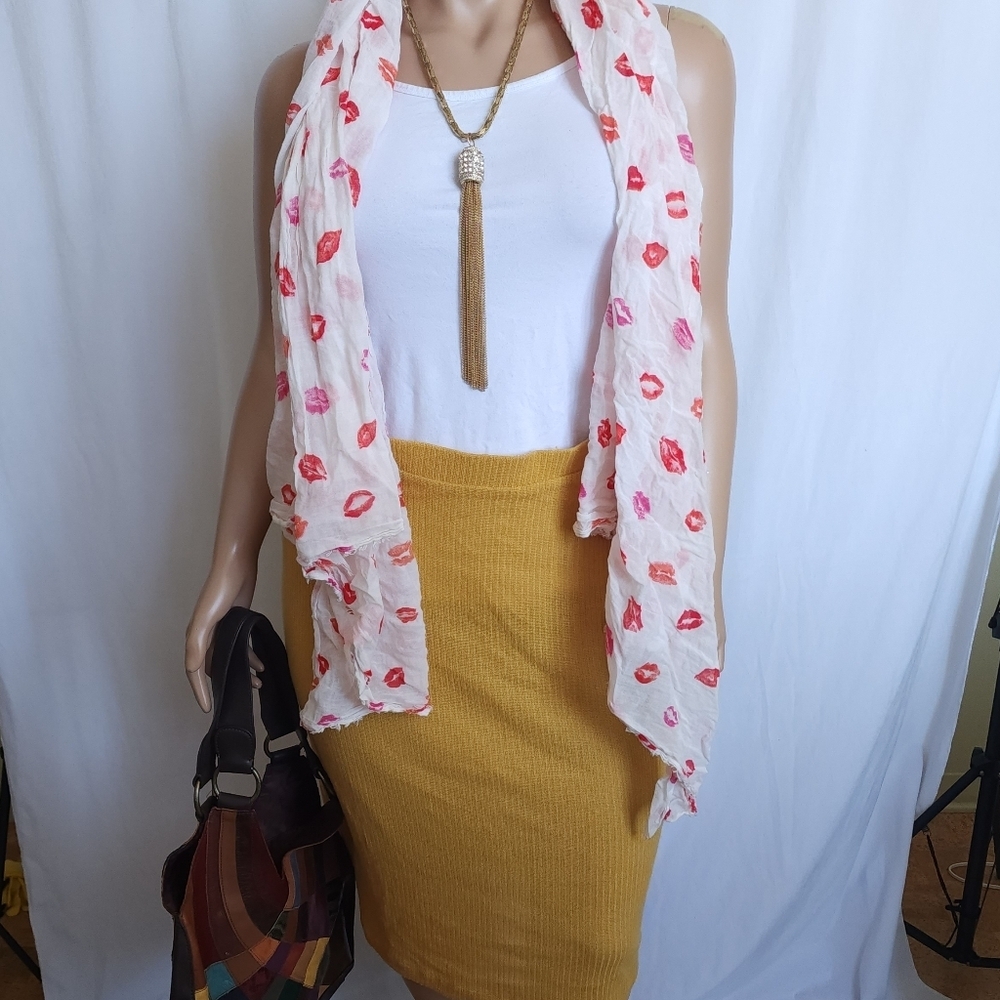 Knit midi skirt